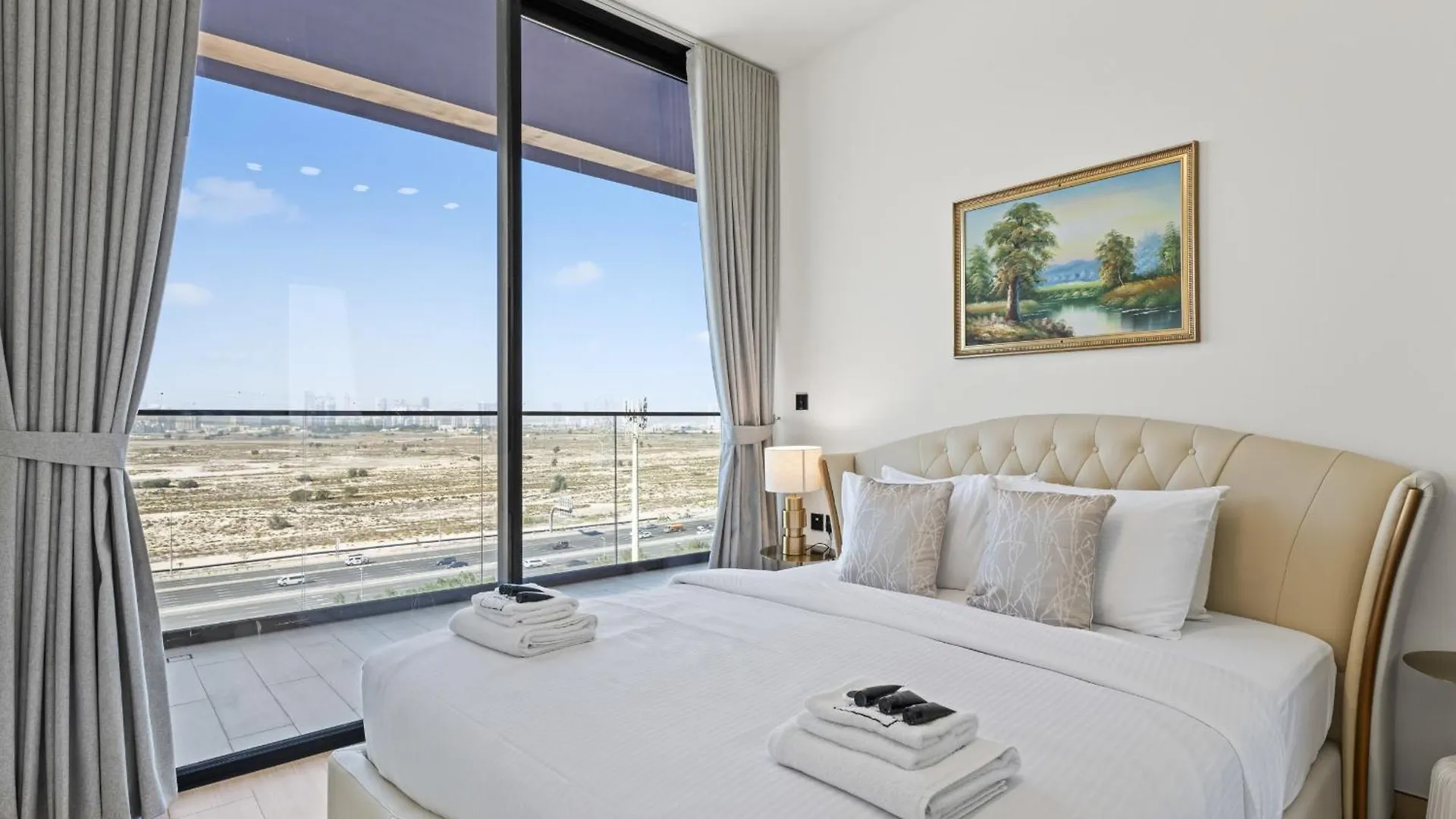 Charming 2Bdr Stay In Binghatti Corner - Jvc Dubai
