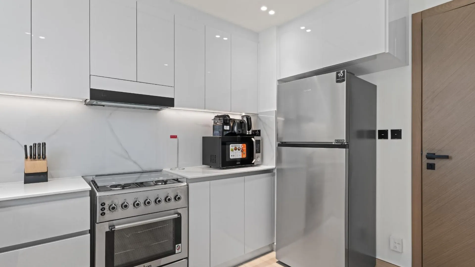 Charming 2Bdr Stay In Binghatti Corner - Jvc Dubai Daire